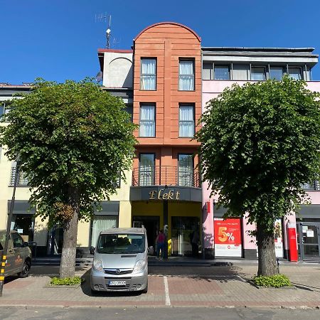 Elekt Czaplinek Hotel Bagian luar foto